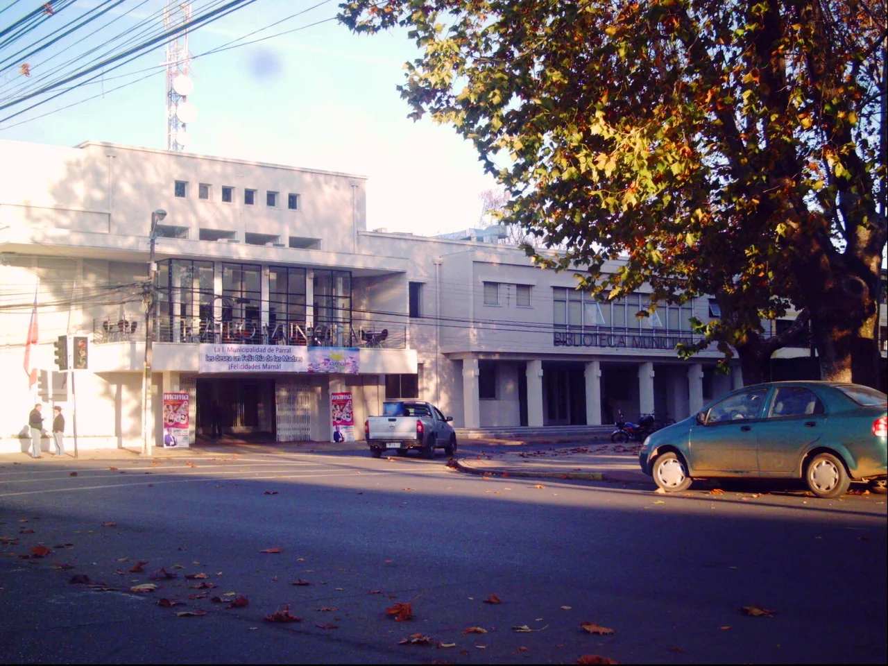 Theater and Public Library of Parral (Chile)