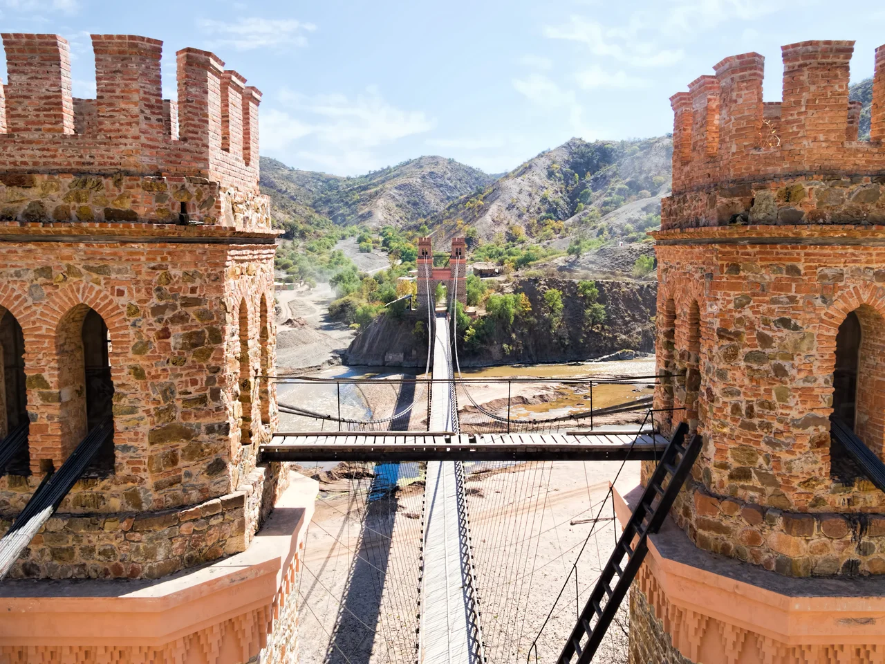 20170807_Bolivia_1322
The Marshal Antonio José de Sucre Suspension Bridge (Puente Colgante “Mariscal Antonio José de Sucre”) is a substantial pedestrians-only suspension bridge over the Pilcomayo River that we spot along Route 5 on our drive from Sucre to Potosí. Built at the end of the 19th century, the bridge was most recently repaired in 2008. The far side of the river (as the far tower indicates) is Chuquisaca Department while the near side is Potosí Department.
The bridge is named after Antonio José de Sucre who led as Grand Marshal in the decisive battle of Ayacucho in 1824 that consolidated the independence of Peru and Upper Peru (Alto Perú) which later became Bolivia. He was a close friend of Simón Bolívar and served as the second president of Bolivia from the end of 1825 to 1828.
On Google Earth:
Marshal Antonio José de Sucre Suspension Bridge 19°21'19.04"S, 65°10'38.88"W