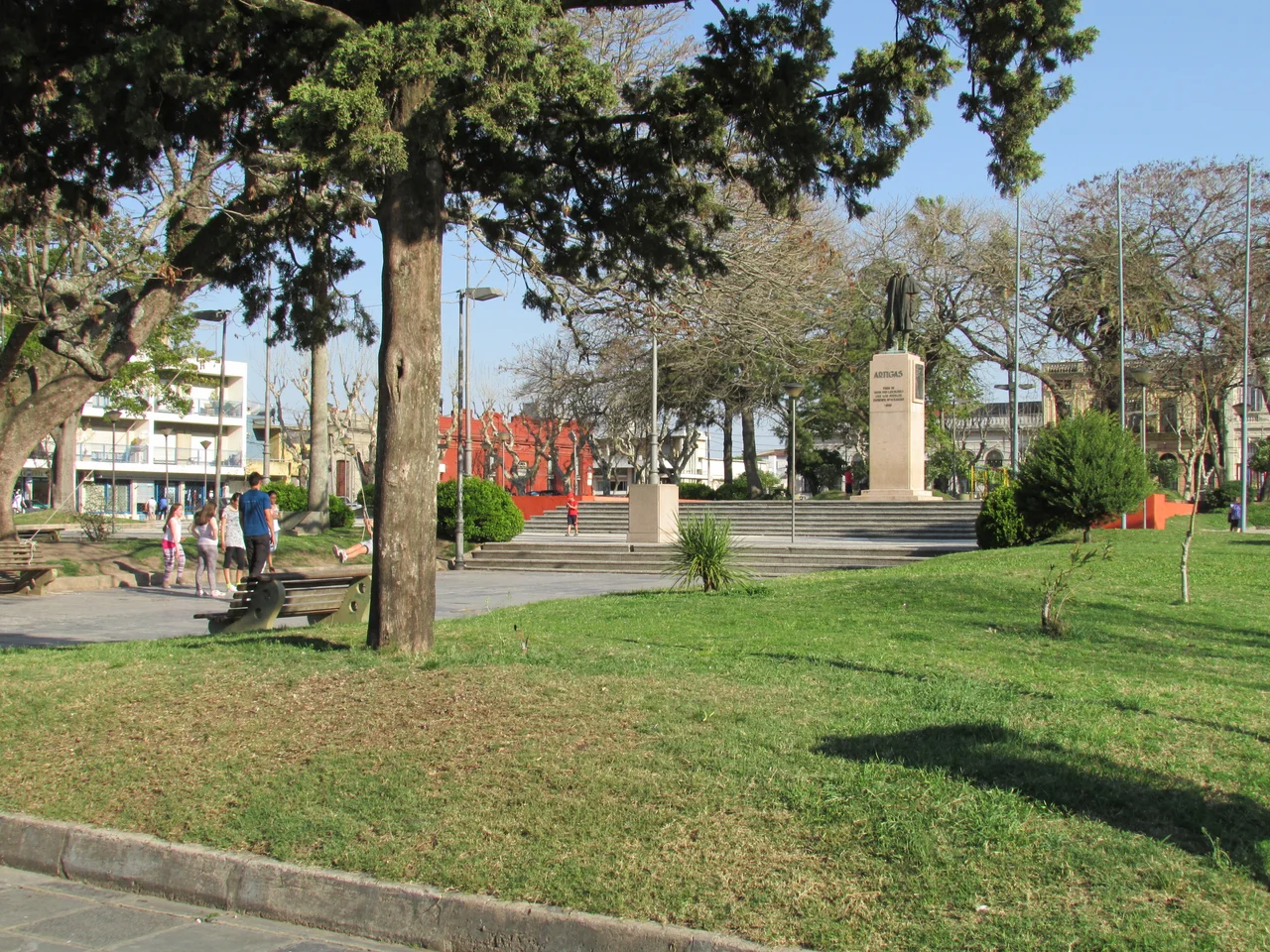 This is a photo of a Uruguayan monument identified by the ID