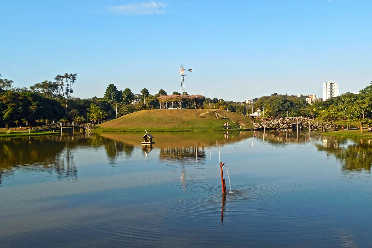 Lake of the Ipanema Park, in Ipatinga, Minas Gerais, Brazil.