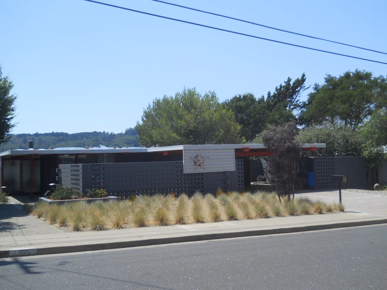 Eichler X-100, 1586 Lexington Avenue, San Mateo, California