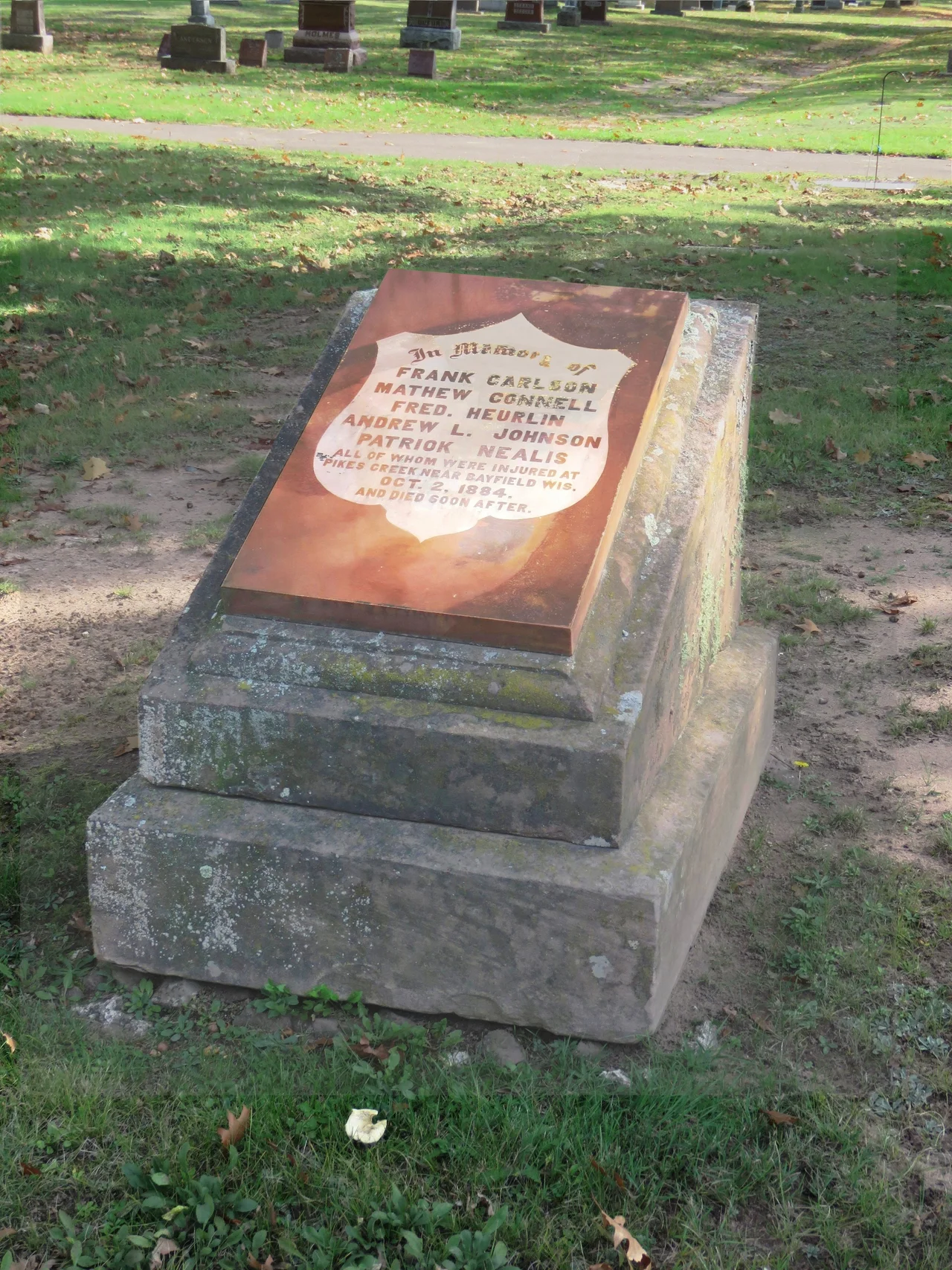 Common grave for five of the victims of the train wreck at Pikes Creek, near Bayfield, Wisconsin, Oct. 2, 1884.