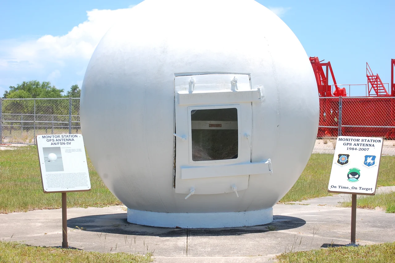 GPS ground monitor station used at Cape Canaveral Air Force Station, 1984-2007. In the Air Force Space & Missile Museum.