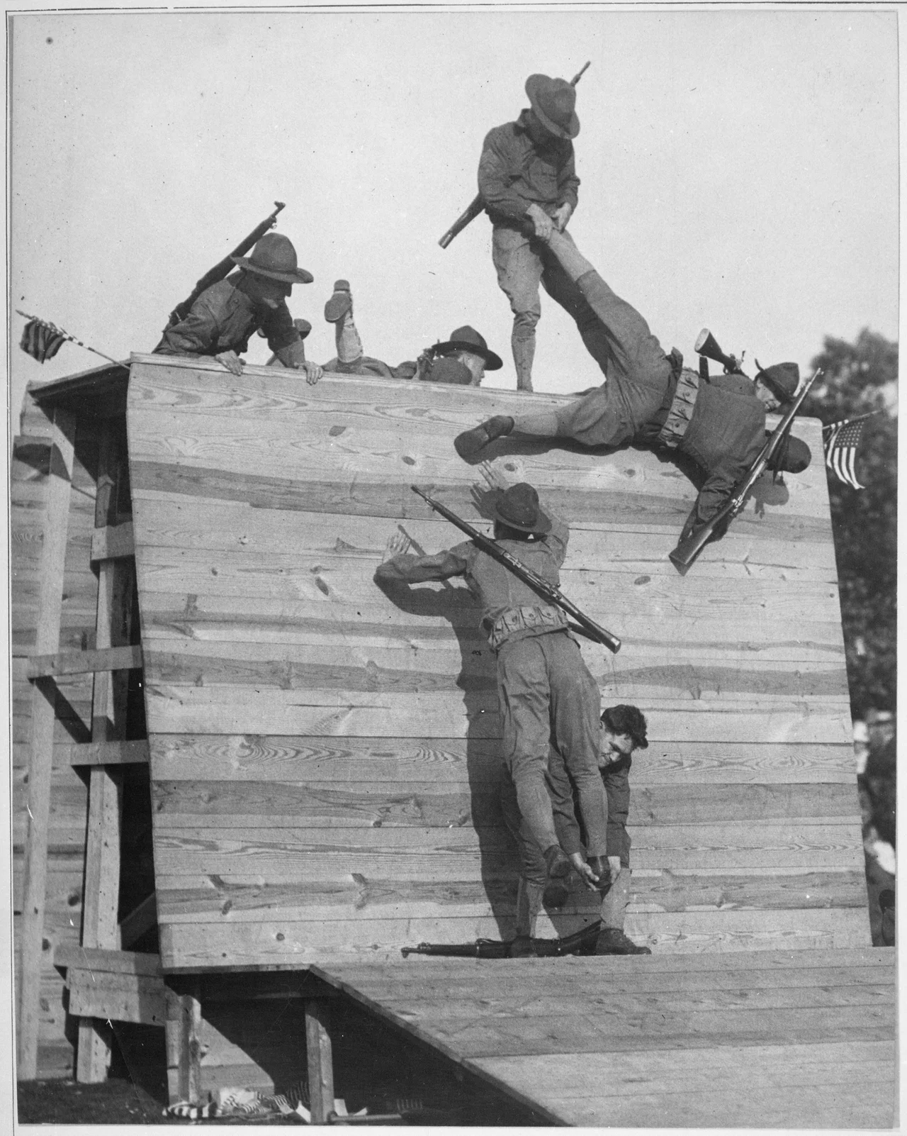 General notes: Use War and Conflict Number 448 when ordering a reproduction or requesting information about this image.