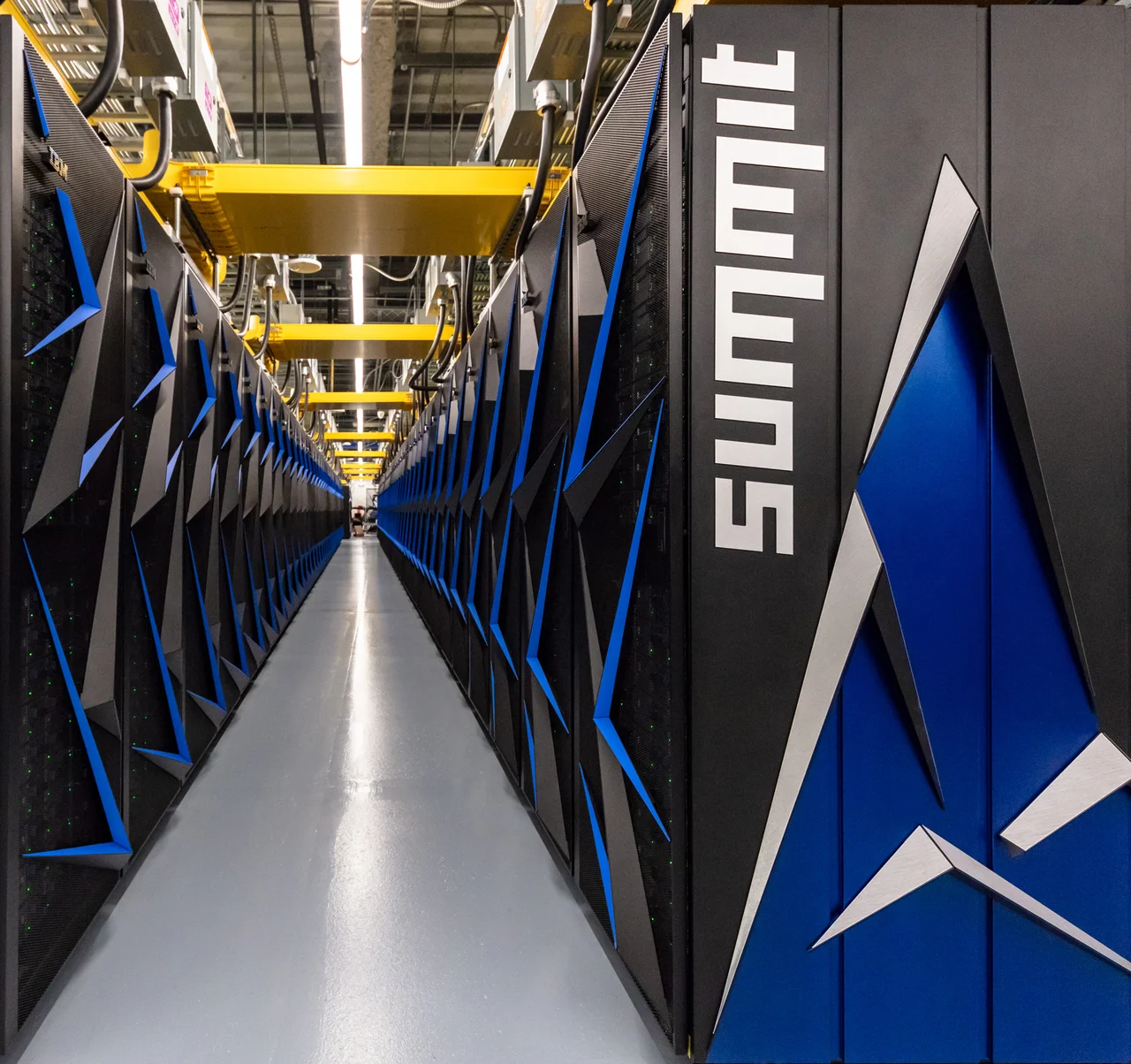 The U.S. Department of Energy’s Oak Ridge National Laboratory unveiled Summit as the world’s most powerful and smartest scientific supercomputer on June 8, 2018.
With a peak performance of 200,000 trillion calculations per second—or 200 petaflops, Summit will be eight times more powerful than ORNL’s previous top-ranked system, Titan. For certain scientific applications, Summit will also be capable of more than three billion billion mixed precision calculations per second, or 3.3 exaops. Summit will provide unprecedented computing power for research in energy, advanced materials and artificial intelligence (AI), among other domains, enabling scientific discoveries that were previously impractical or impossible. Image credit: Carlos Jones/ORNL