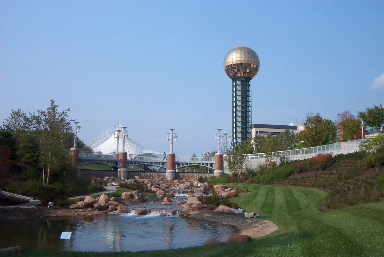 Description: The Sunsphere, built for the World's Fair, in Knoxville, Tennessee.
Source: self-made
Photographer: J.Glover with a HP Photosmart 612 on October 02, 2004.
The Sunsphere in Knoxville, Tennessee.