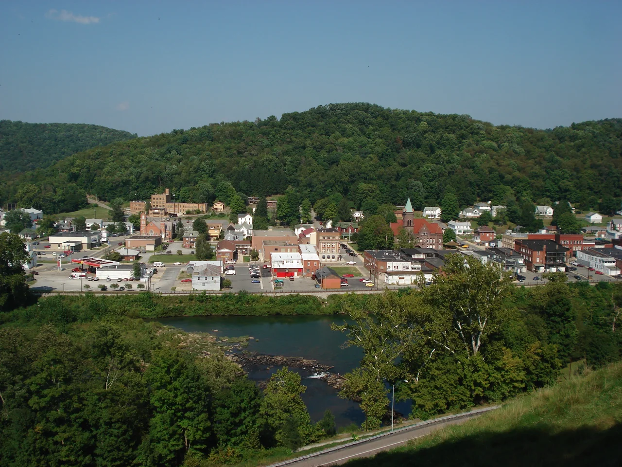 Philippi, West Virginia, USA across the Tygart Valley River
