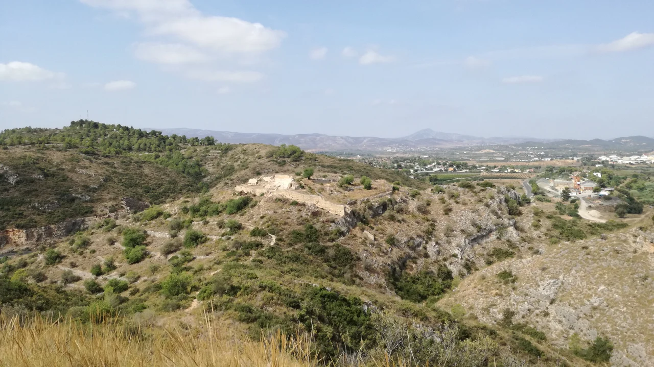Vista del Castell dels Alcalans.