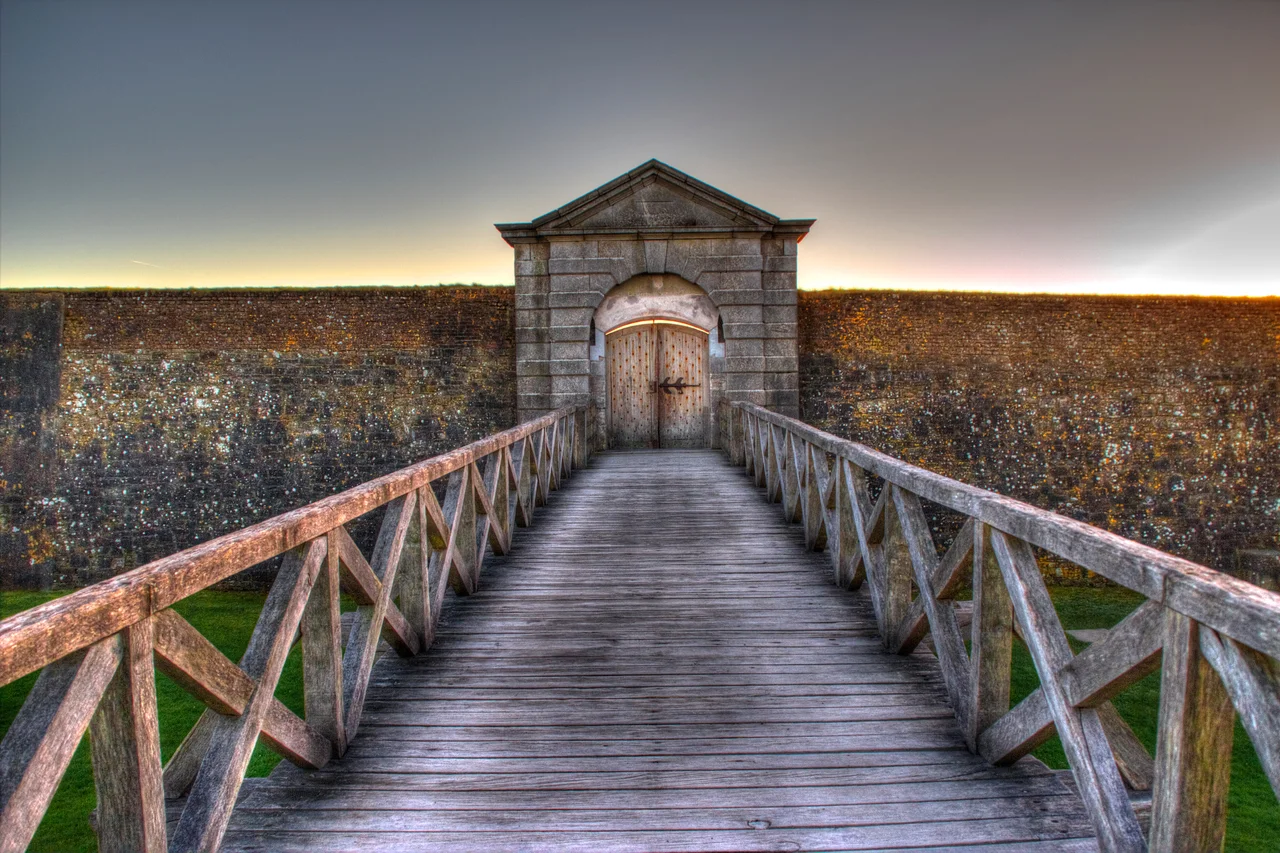 500px provided description: Charles Fort kinsale at sunset late winter [#Bridge ,#Ireland ,#Gate ,#Kinsale ,#Charles Fort]
