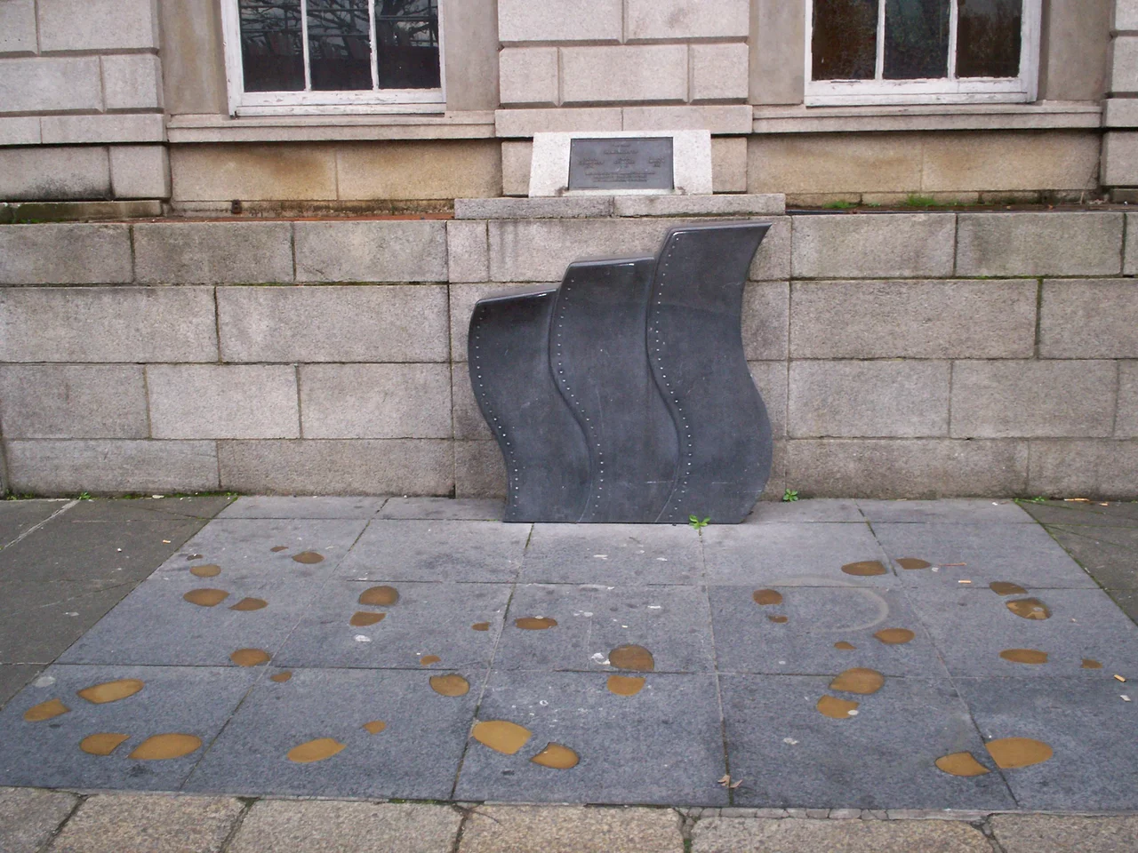 Memorial on Parnell Square North to those killed in the Miami Showband Massacre. Erected 2007 Redmond Herrity