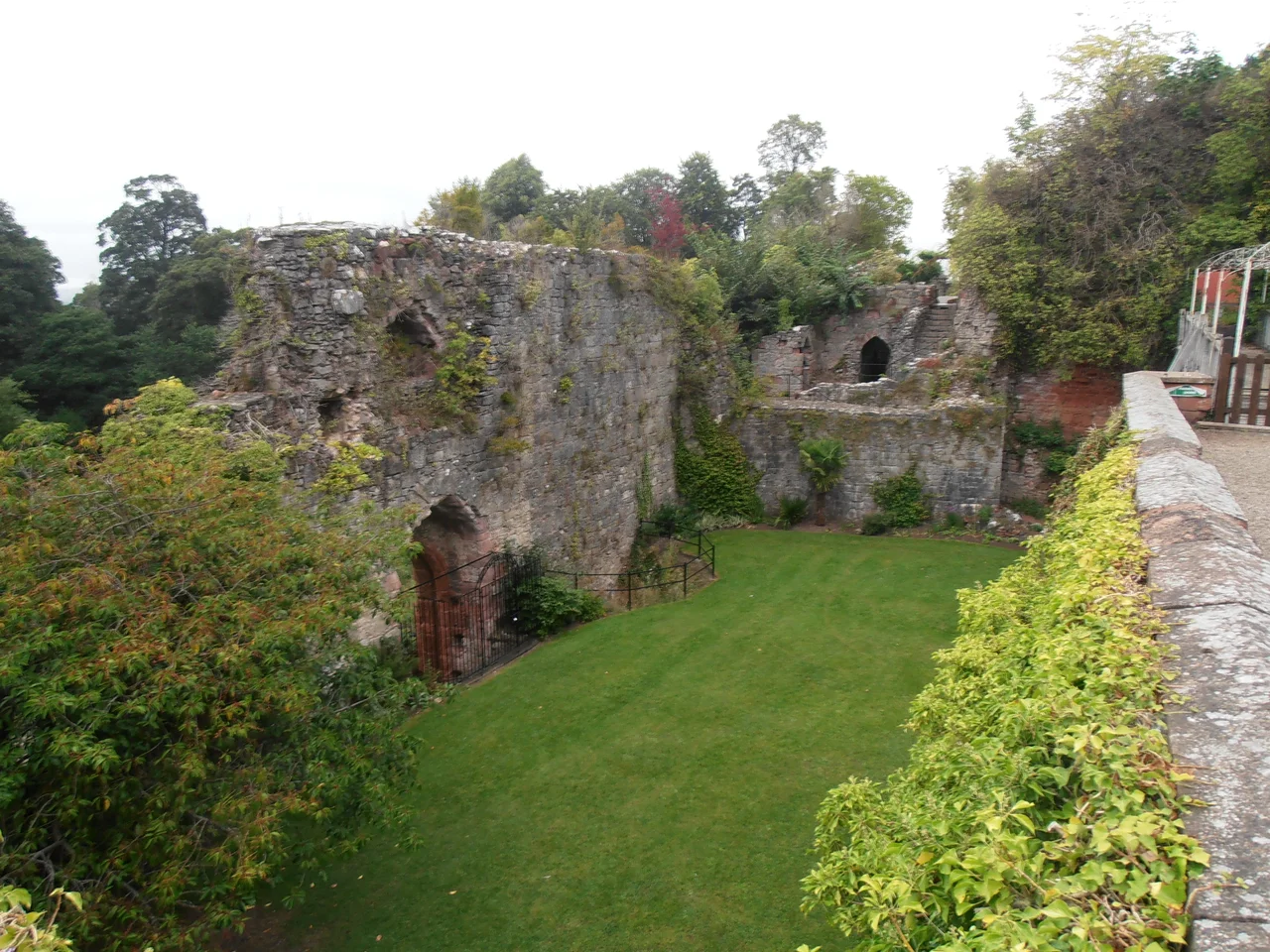 Castell Rhuthun (Ruthin Castle), Sir Ddinbych.
Ruthin Castle, Ruthin, Denbighshire, Wales.