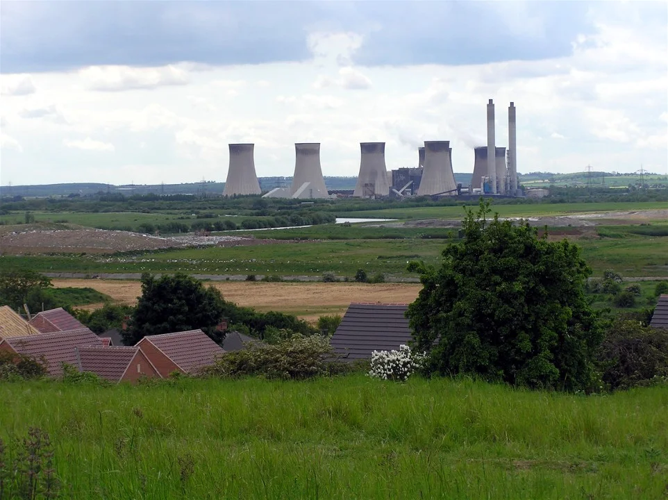 view from Gainsborough Battlefield on Foxby Hill, looking west to the River Trent