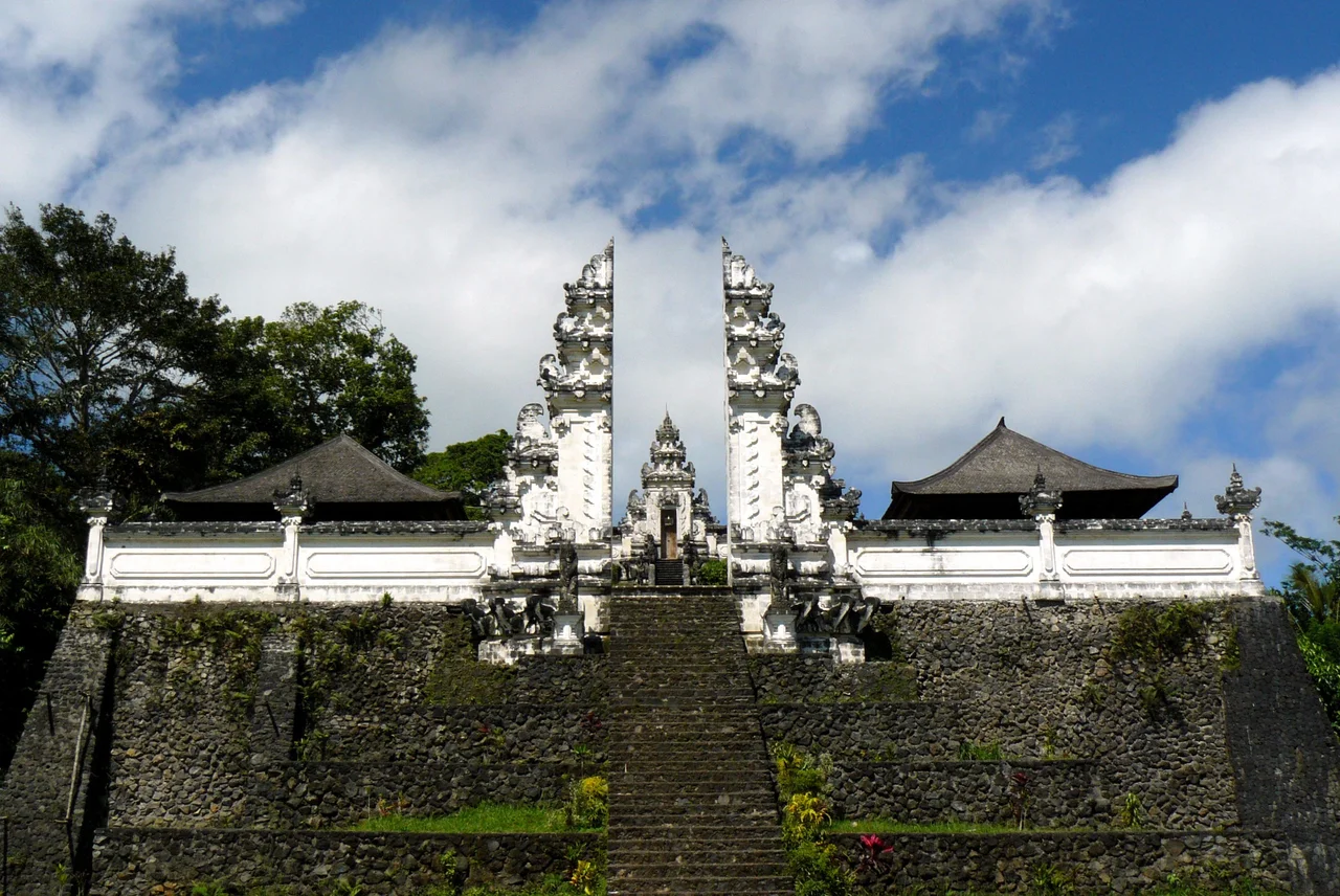 Pura Penataran Lempuyang, Gunung Lempuyang, Bali