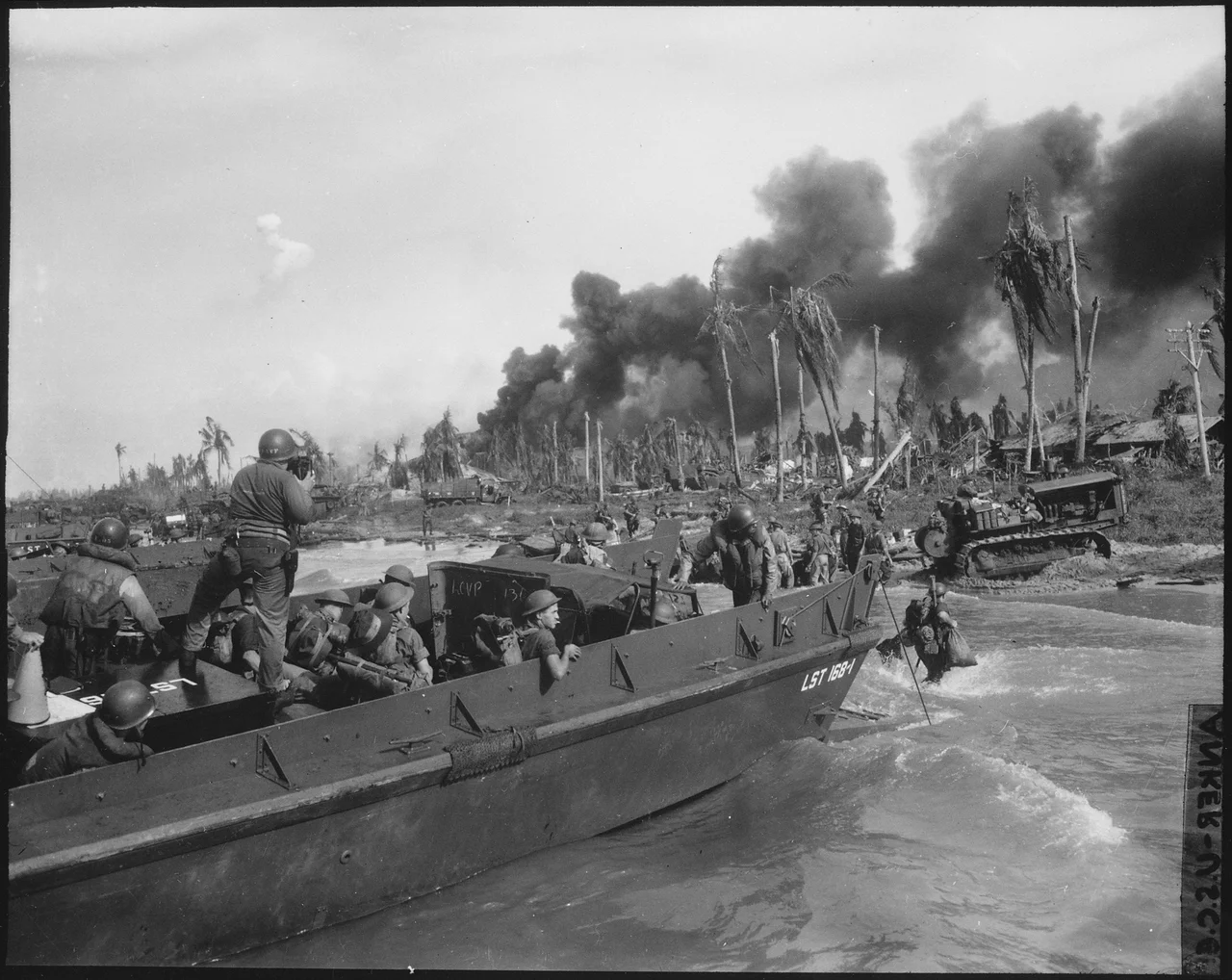 General notes:  Use War and Conflict Number 1171 when ordering a reproduction or requesting information about this image.