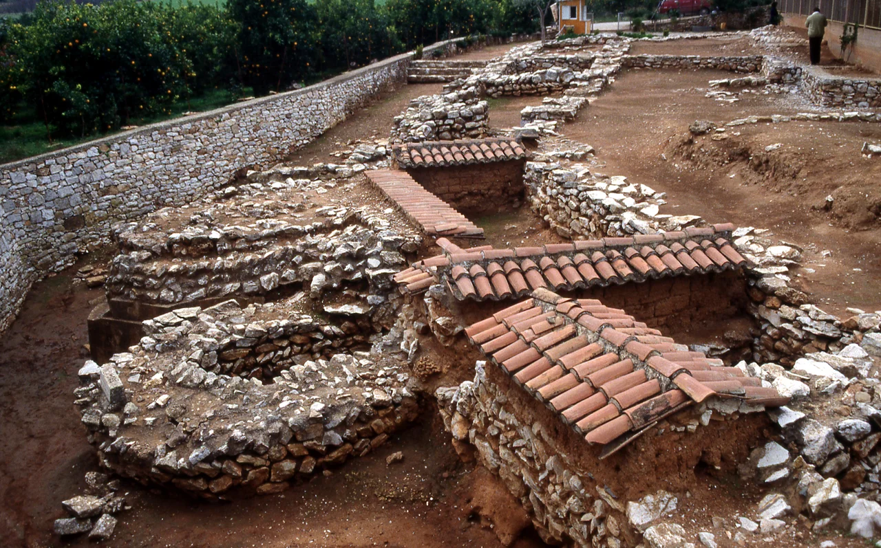 Lerna, Argolid. Early Bronze Age fortification wall of Lerna III (EH II).