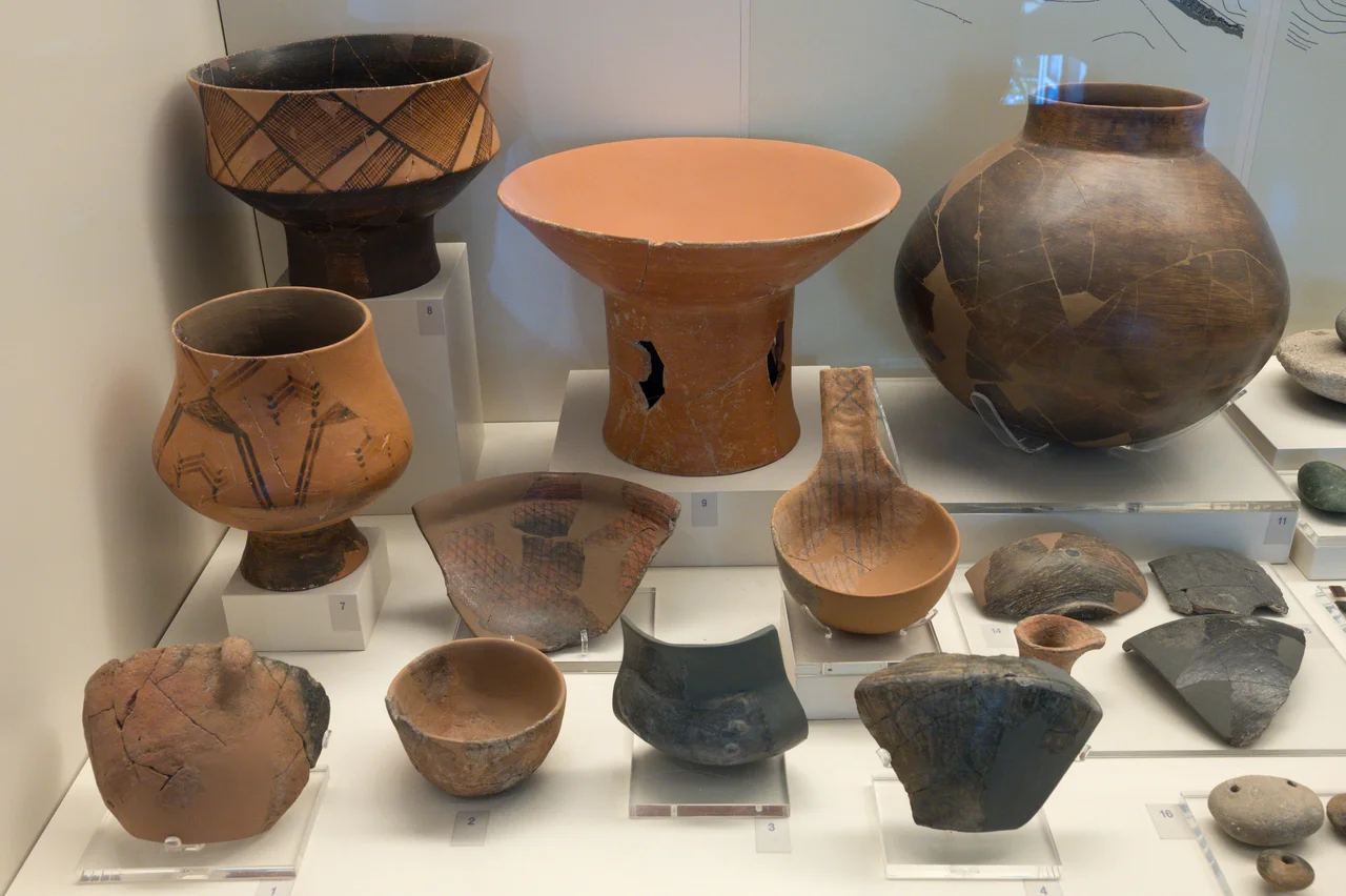 Neolithic pottery form Franchthi Cave, 5800-3200 BC. Archaeological Museum of Nafplio.