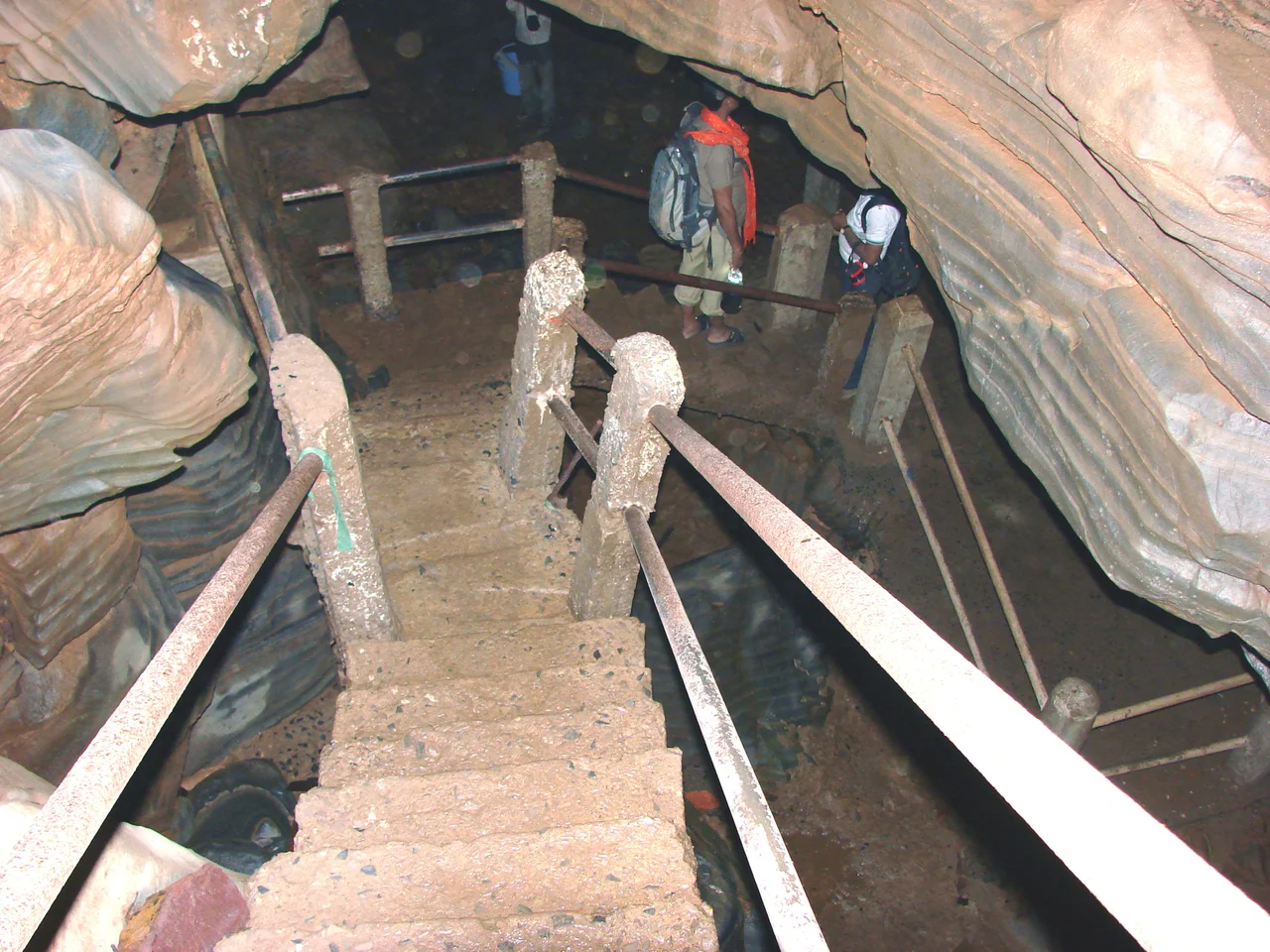 Kotumsar Caves