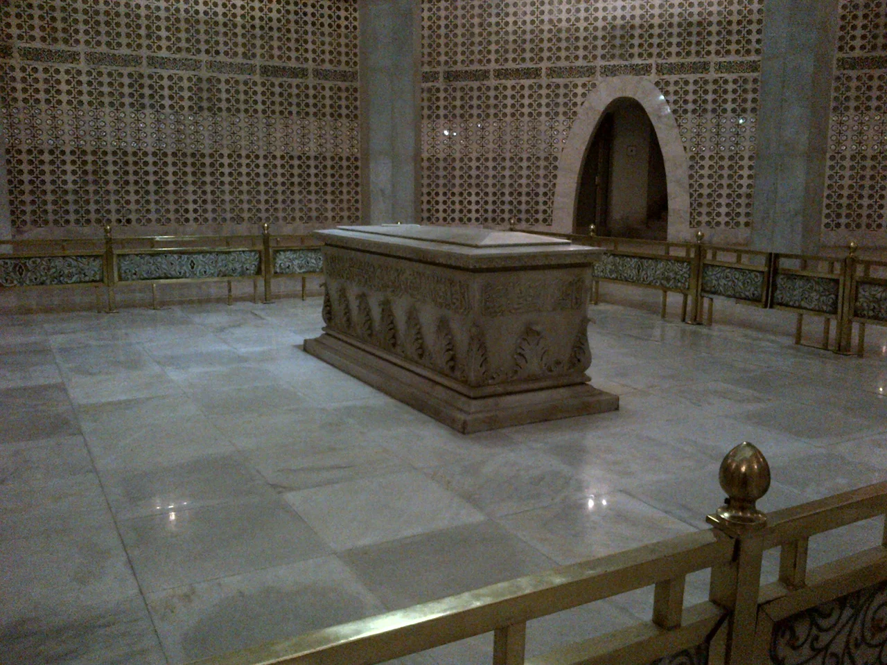 The grave of Muhammad Ali Jinnah, founder of Pakistan, in the basement of Mazar e Quaid right underneath the symbolic grave up on the attic open to visitors.
Celebrating our 73rd Pakistan Day, getting ready for next general elections to elect our 14th Parliament, the nation needs to revisit the Founder’s vision for Pakistan, simple yet comprehensive:
If we want to make this great State of Pakistan happy and prosperous we should wholly and solely concentrate on the well-being of the people, and especially of the masses and the poor.
We are starting in the days when there is no discrimination, no distinction between one community and another, no discrimination between one caste or creed and another. We are starting with this fundamental principle that we are all citizens and equal citizens of one State.
My guiding principle will be justice and complete impartiality, and I am sure that with your support and co-operation, I can look forward to Pakistan becoming one of the greatest nations of the world.
Excerpts from Jinnah’s address to the Constituent Assembly of Pakistan, Aug 11, 1947