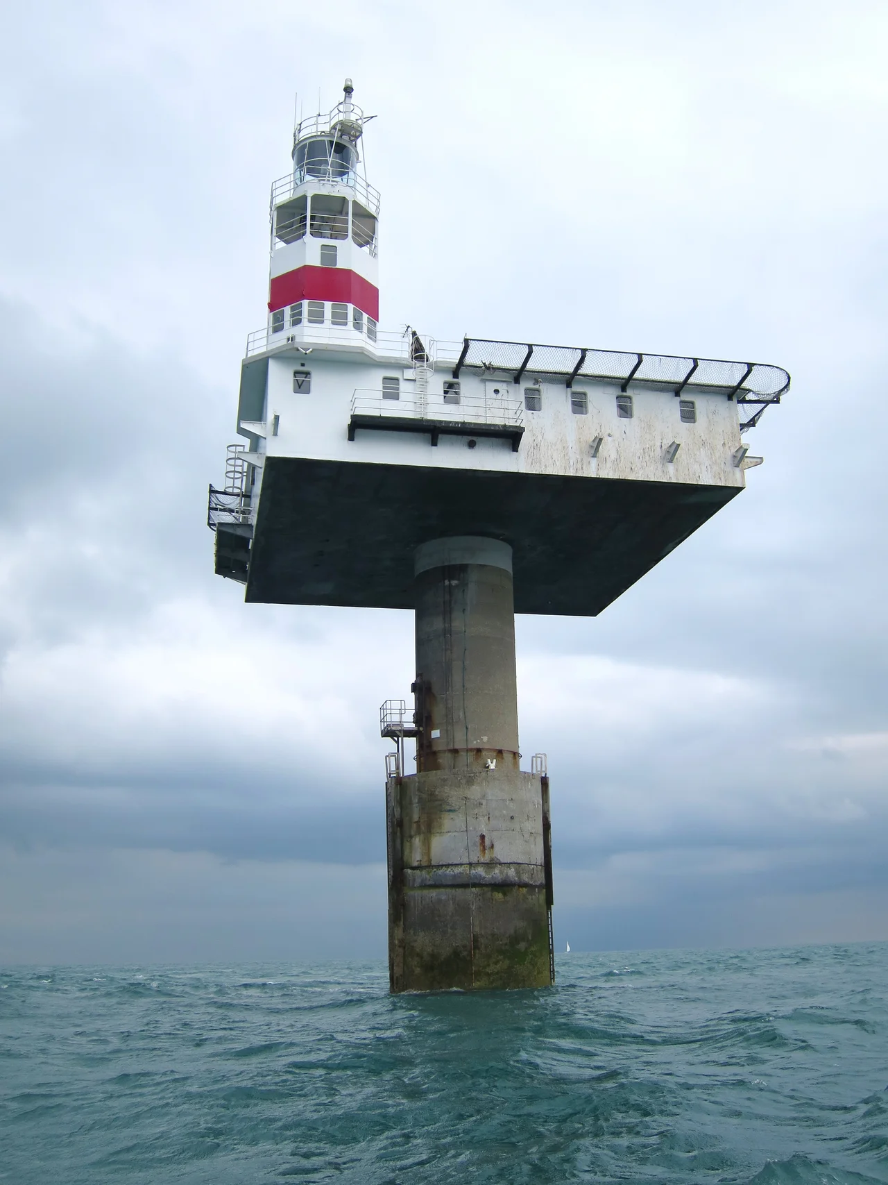 Royal Sovereign light tower