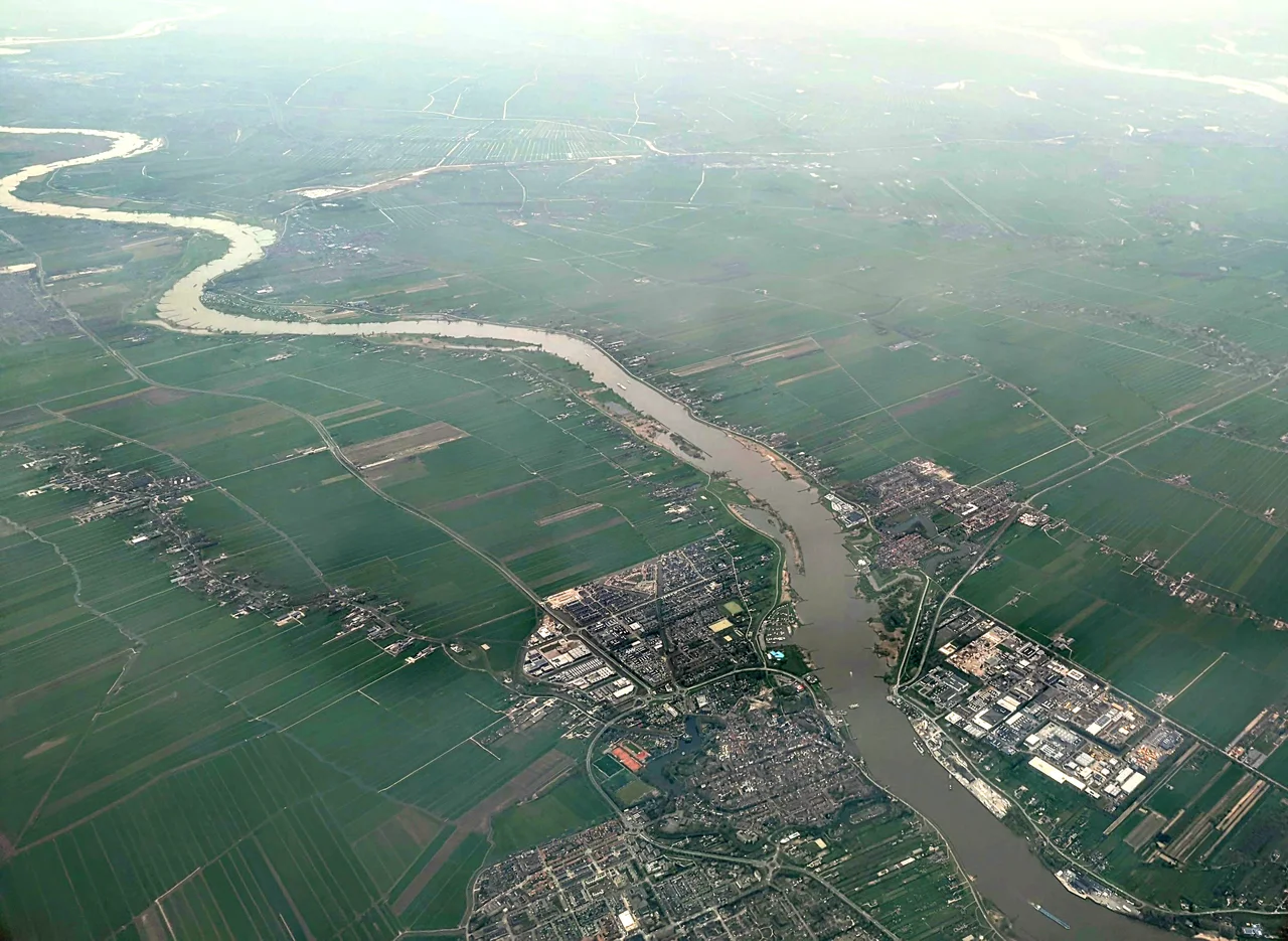 Aerial view of Schoonhoven and Nieuwpoort, on the De Lek river, Netherlands