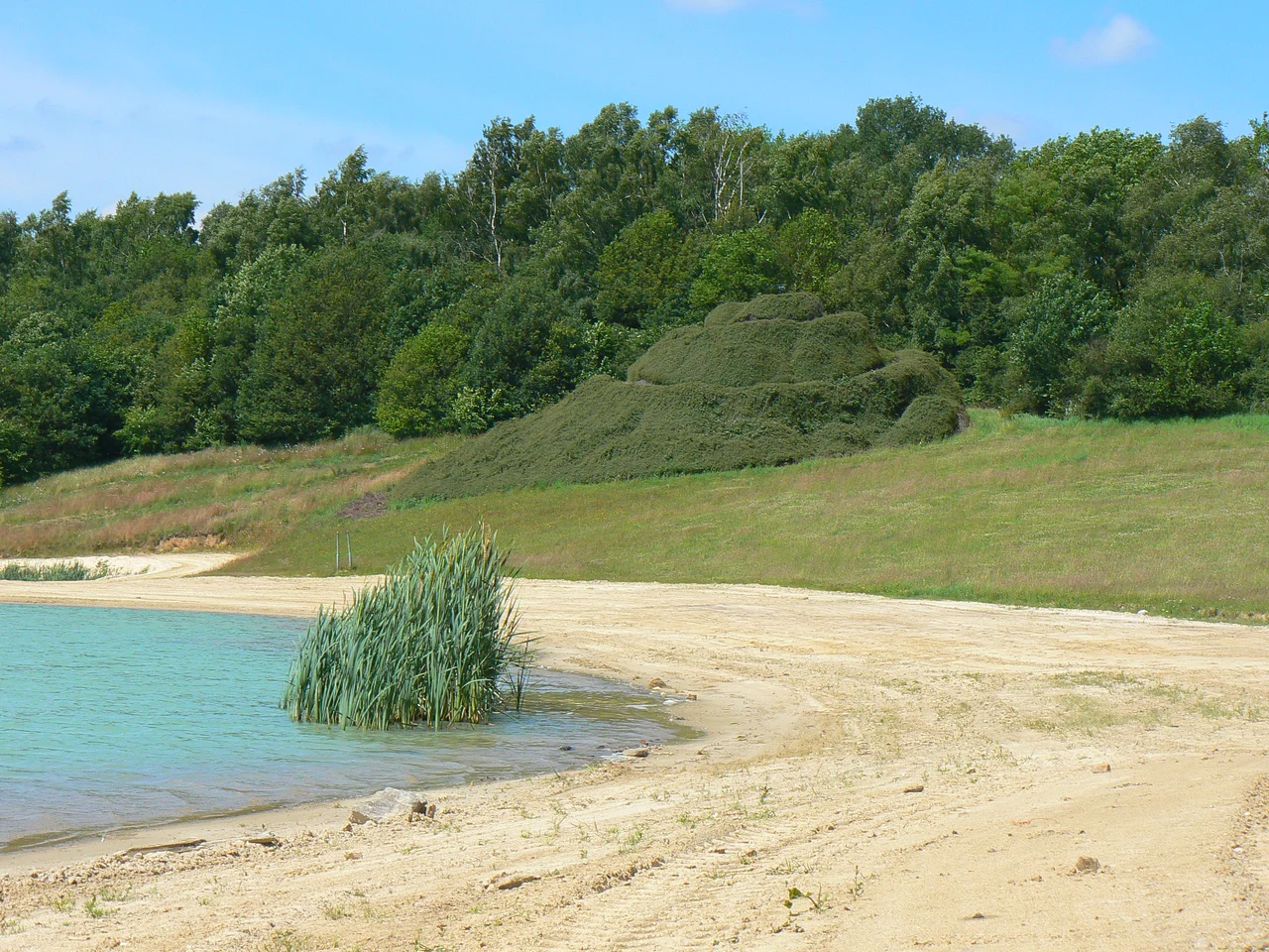 Broken Circle and Spiral Hill (1971) by Robert Smithson in Emmen/The Netherlands