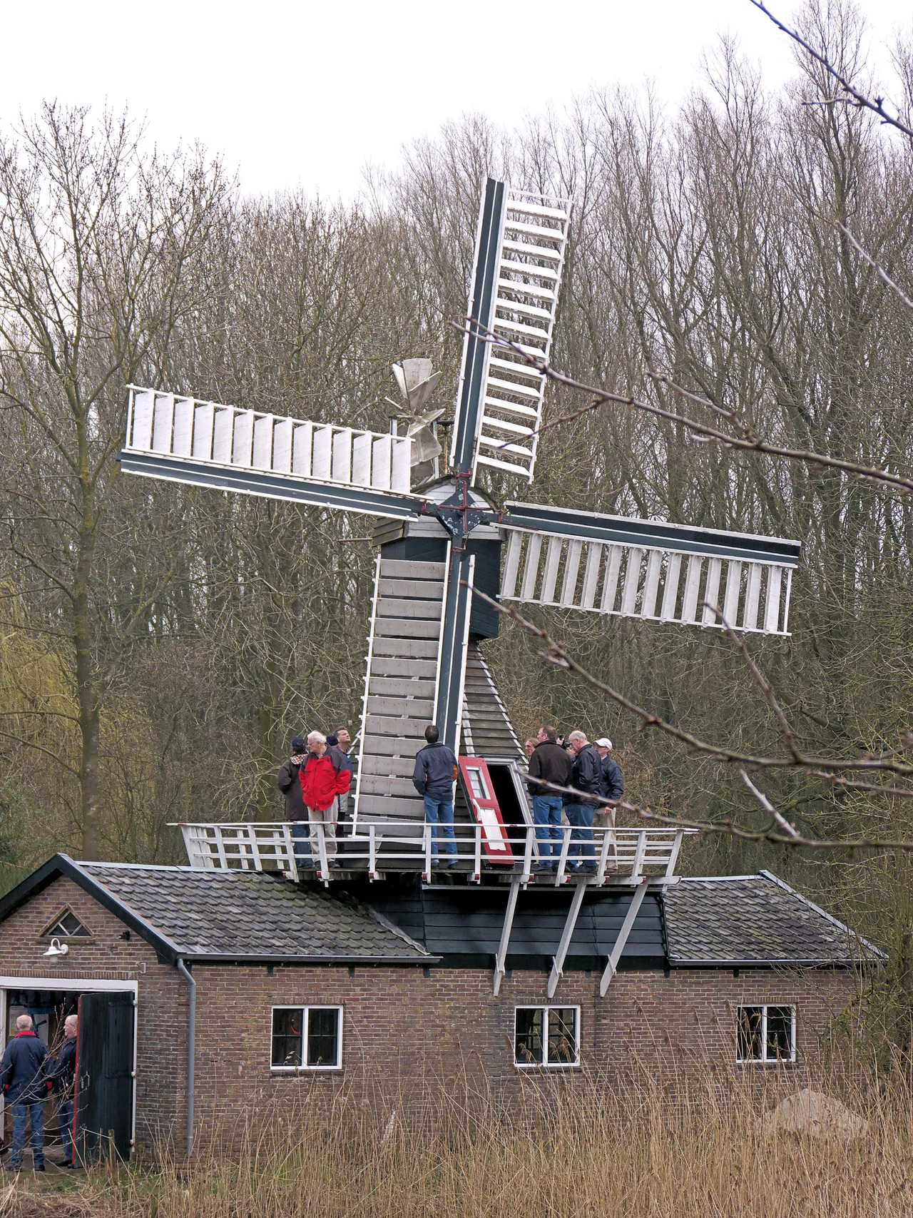 Spinnenkopmolen Wedderveer met open kleppen