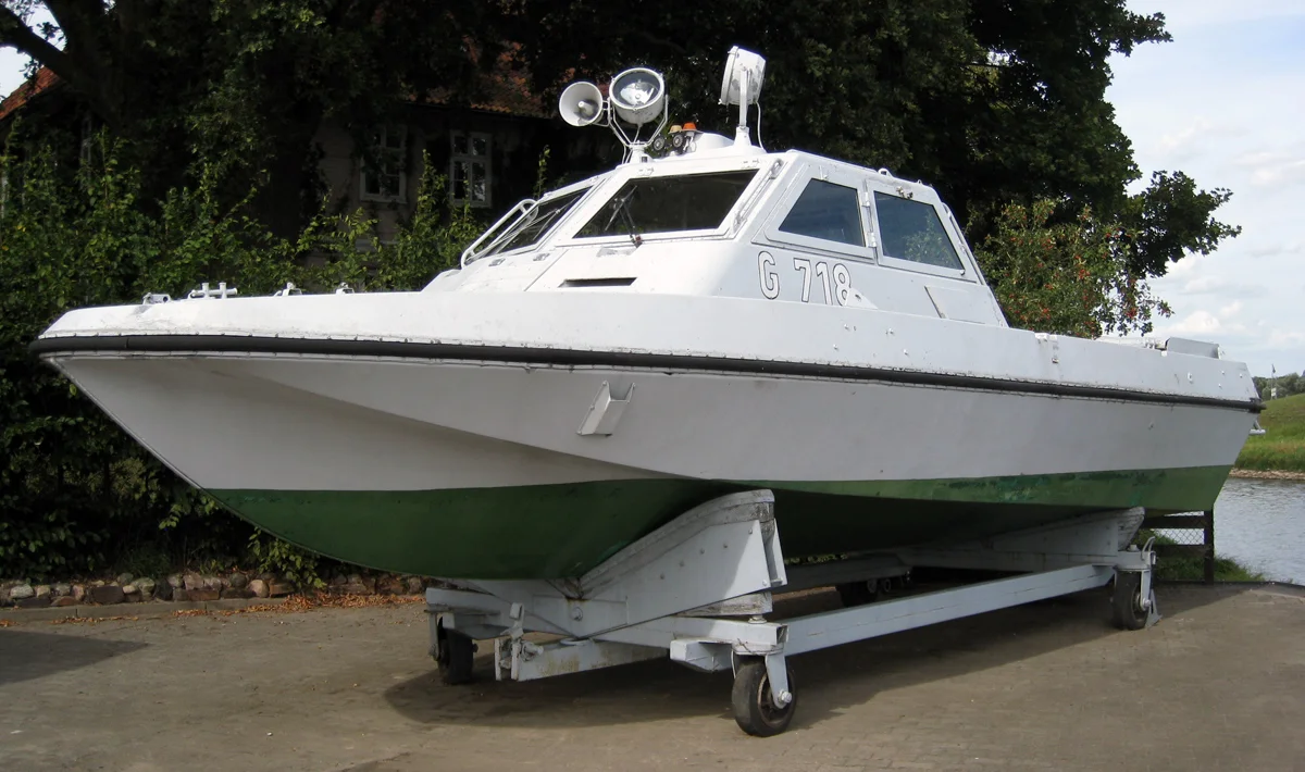 High-speed Grenzsicherungsboote (Border Security Boat) of the GDR. On display at Schnackenburg, Lower Saxony.
Technical data:

Constructed: 1979
Length: 9.75m
Breadth: 3.20m
Depth: 0.46m / 0.85m
Speed: 50 km/h
Propulsion: 2 x 140 horsepower engines