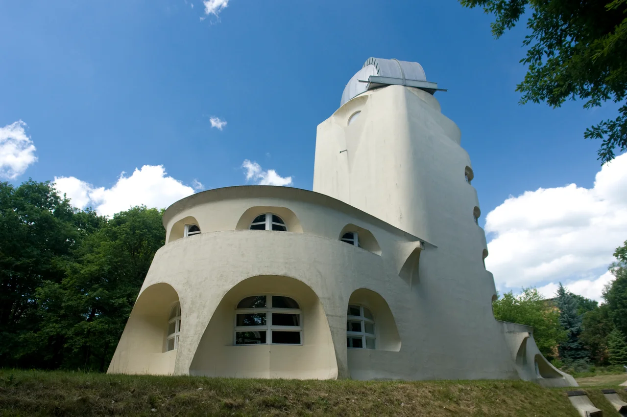 this is the rear view of the Einsteinturm (Einstein tower) on the Telegraphenberg in Potsdam. it houses an observatory and was built to validate Albert Einstein's relativity theory
read more about it here (English Wikipedia) or here (German Wikipedia)