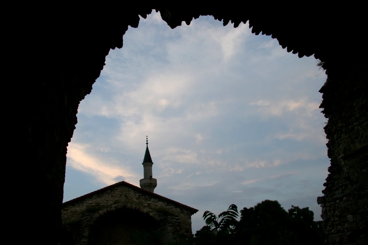 Staryi Krym_Ozbek Han Mosque-built in 1314